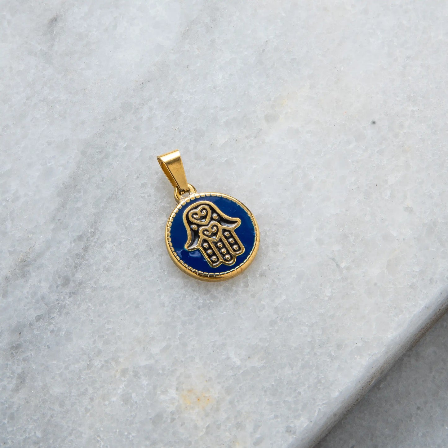 قلادة همسة زرقاء + سلسلة كبح