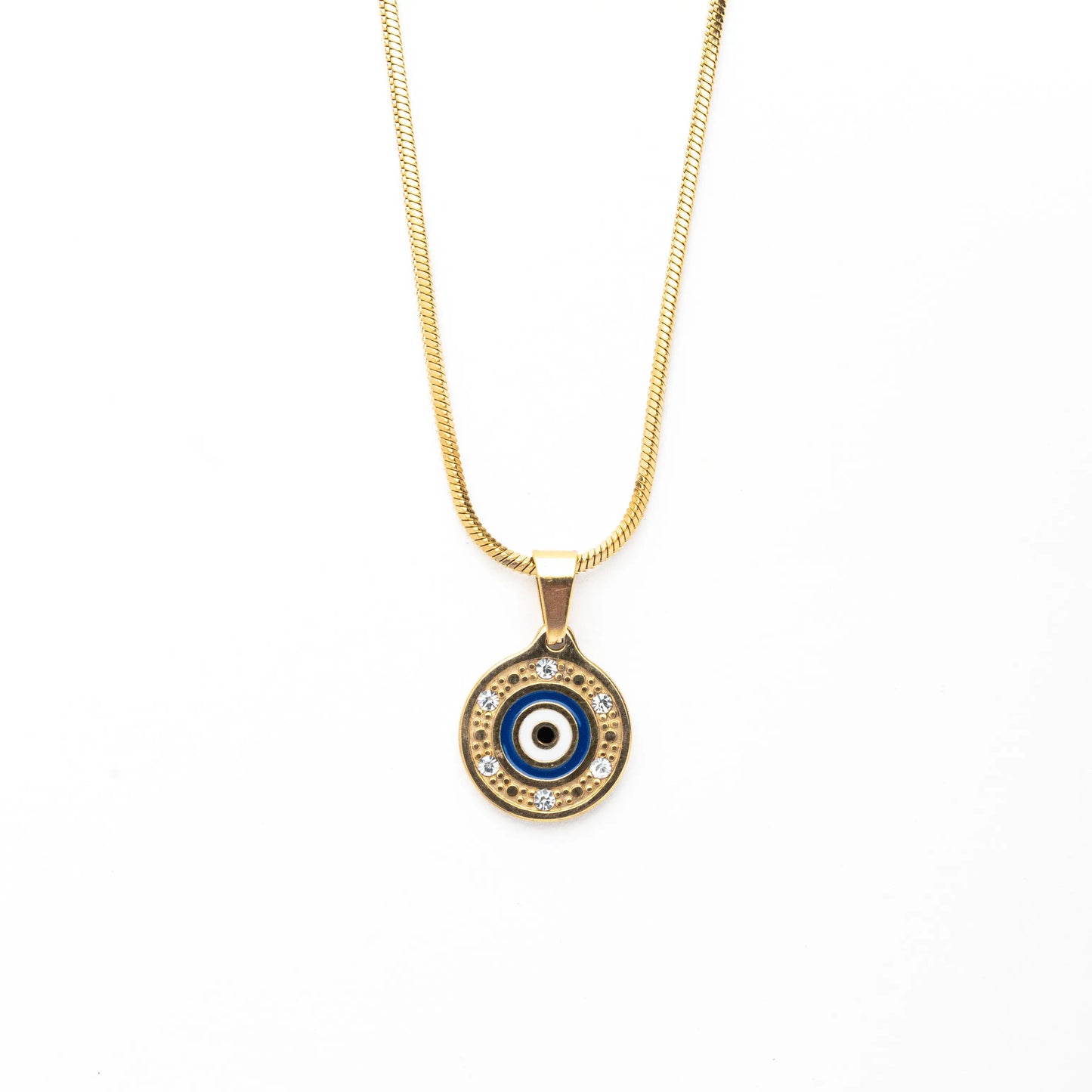 قلادة ذهبية على شكل عين شريرة
