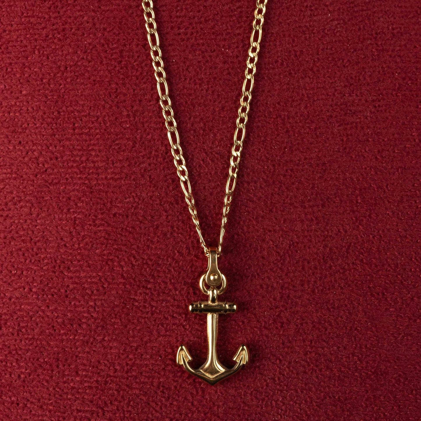 قلادة مرساة القوة